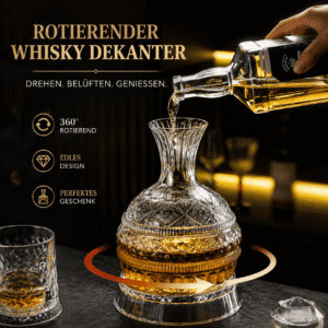 Whisky wird aus einer Flasche in einen sich um 360 Grad rotierenden Kristall-Dekanter auf einer passenden Glasbasis gegossen